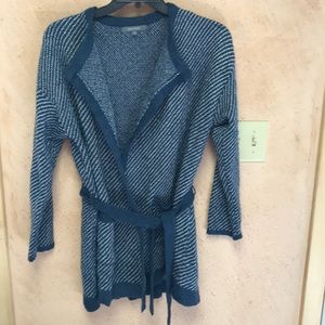 Daisy Fuentes blue, white & silver cardigan